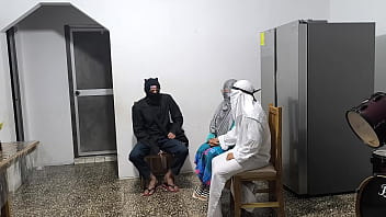 Rozpustna Arabska Para Szuka Porady U Pastora, By Potem Dać Upust Swoim żądzom